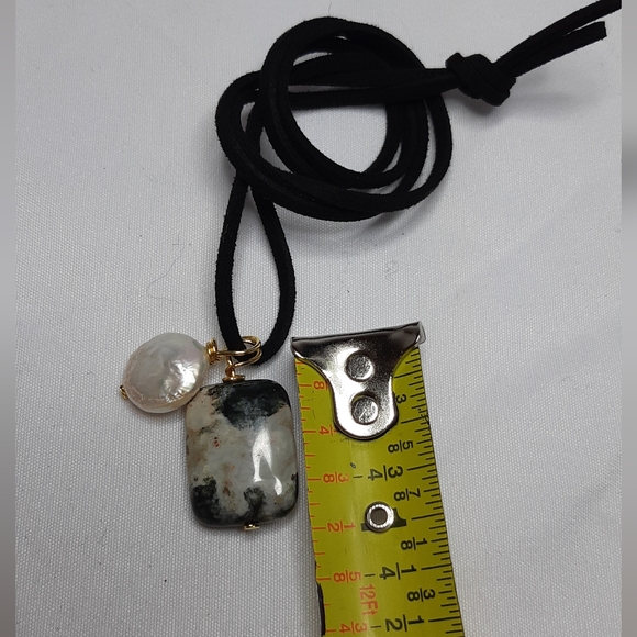 Dark Green Jasper and Genuine Coin Pearl Wire Wrap Necklace - Picture 7 of 8